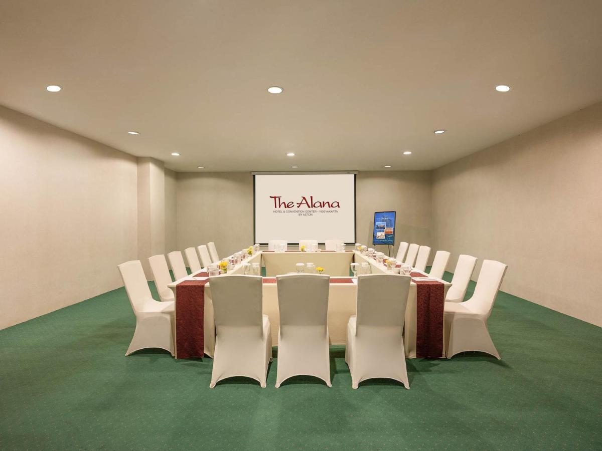 The Alana Yogyakarta Hotel And Convention Center Sleman  Kültér fotó