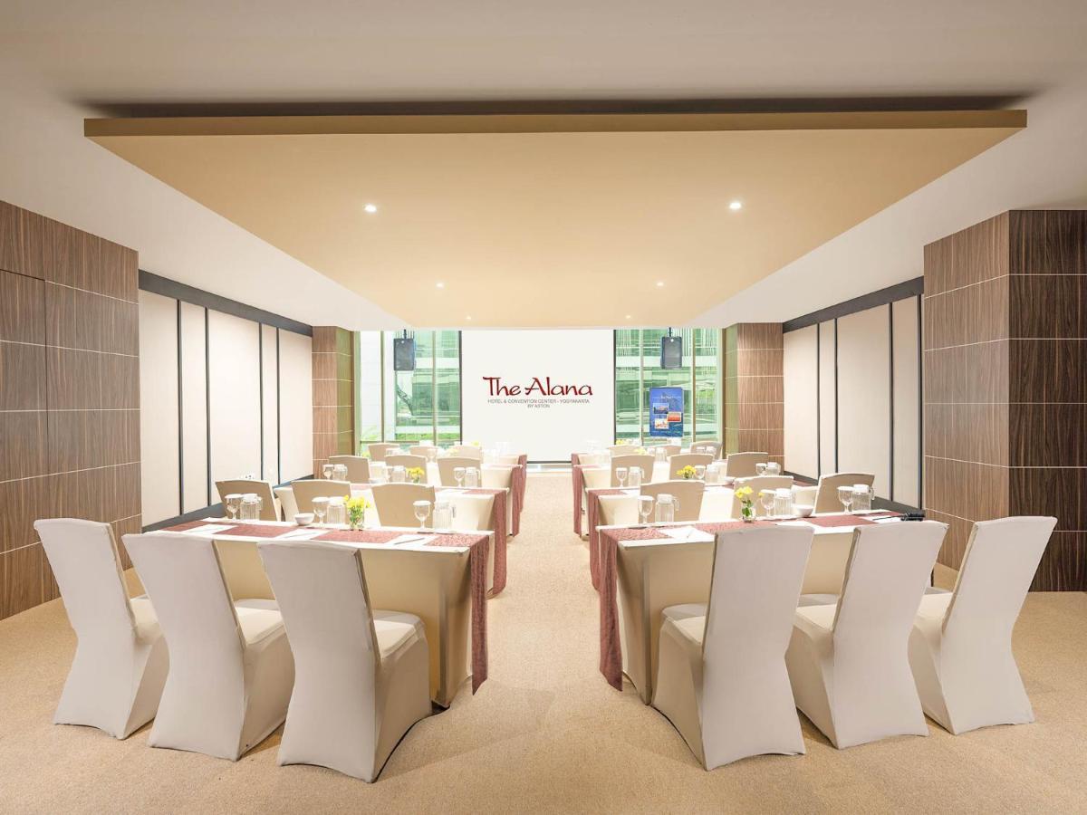 The Alana Yogyakarta Hotel And Convention Center Sleman  Kültér fotó